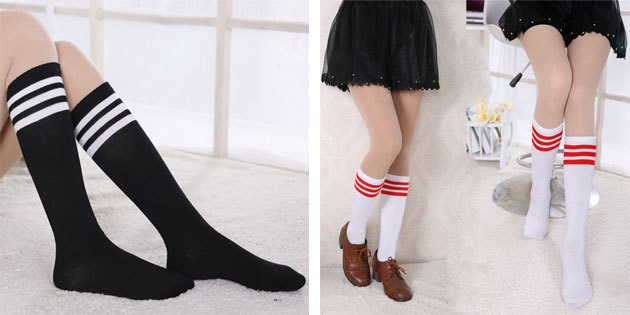 Smukke sokker: lange strømper med striber