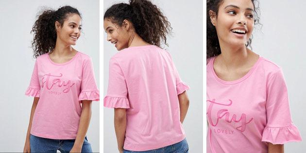 Kvinders mode t-shirts fra europæiske butikker: T-shirt med print og flæser Kun Jolene Bo Loveley
