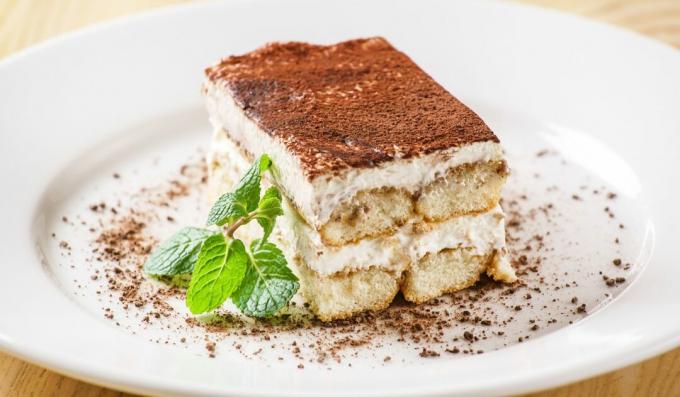 Tiramisu med mascarpone og savoyardi cookies