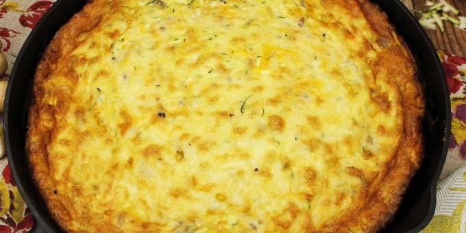 Zucchini i ovnen opskrifter: æg gryderet med squash, ost og krydderurter