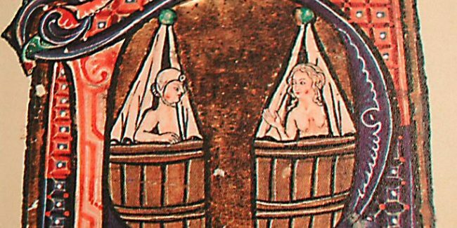 Det faktum, at middelalderens riddere ikke vasker og afføres direkte i deres rustning, er ikke helt sandt.