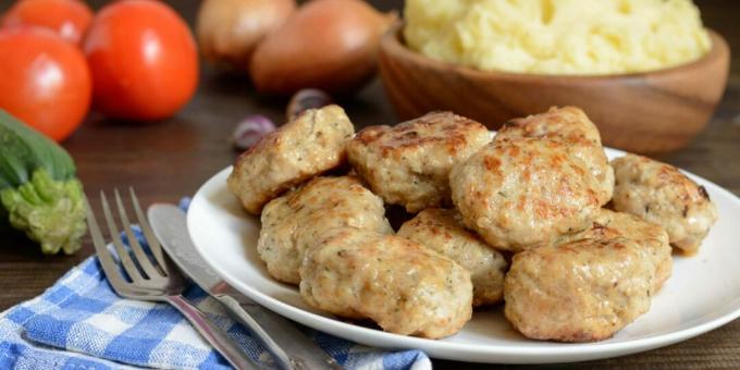 Kylling og zucchini koteletter uden mel