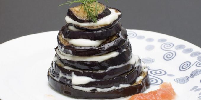 Stegt aubergine med mayonnaise og hvidløg