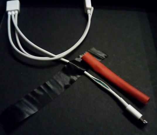 Hvordan at fastsætte iPhone kabel