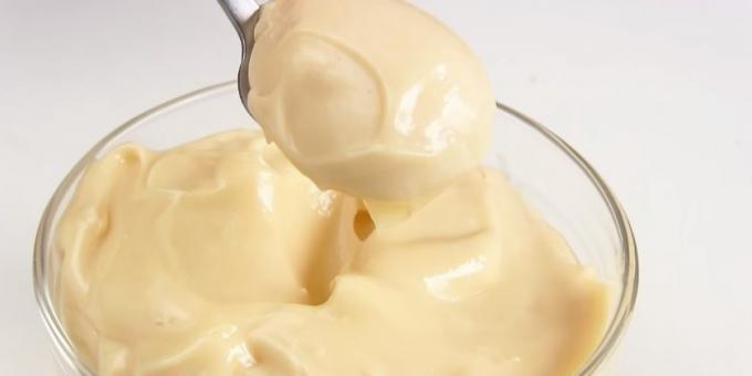 Hjemmelavet mayonnaise med eddike uden sennep