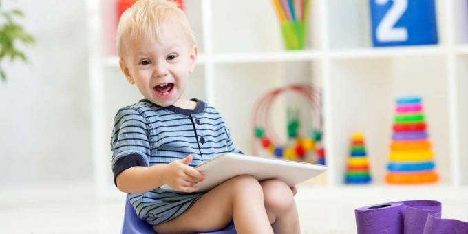 Sådan lære et barn til puljen: Leder toilet legetøj eller en bog