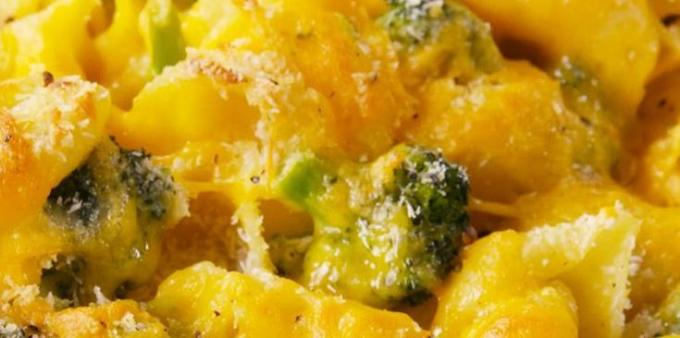 Makaroni med ost og broccoli