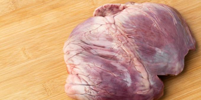 Hvordan og hvor meget man skal tilberede et svinekødshjerte: skåret svinekødshjerte