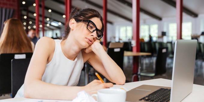 Hvad distraheret under din jobsøgning tid: 7 måder prokrastinirovat fordel