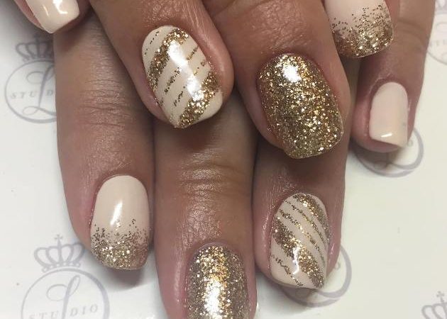 Manicure med glitter