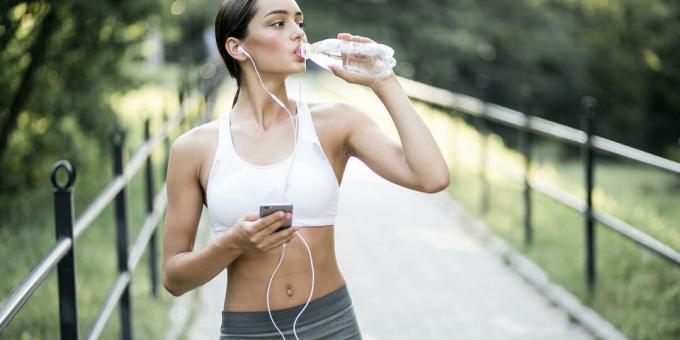 Drik nok vand, før du træner