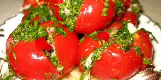 Saltede tomater med hvidløg og krydderurter