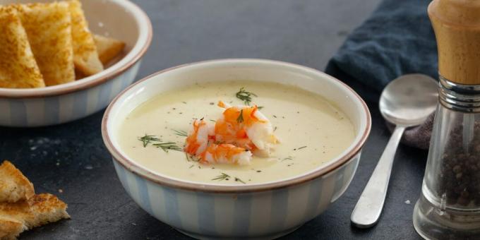 Ostflødesuppe med rejer