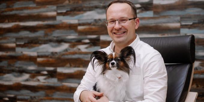 Grundlæggeren af ​​vildt lokalisering studie INLINGO Pavel Tokarev hund-venlige kontor