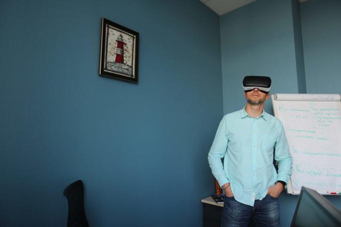 Vadim Mamontov, RussiaDiscovery: i Gear VR briller