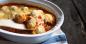 Italiensk dumplings gryde med tomater, hvidløg og ost