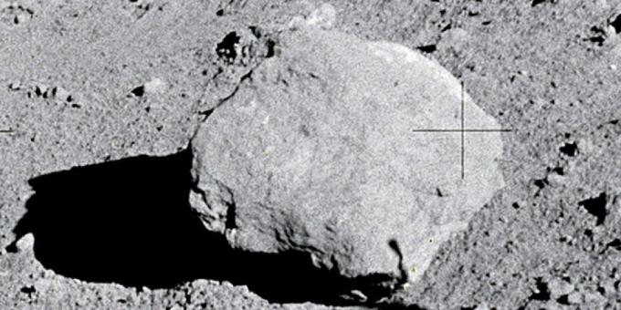 Flyvende til månen stadig mange er tvivlsom: klipperne på Månen - rekvisitter