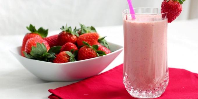 Opskrifter med jordbær: Brugbar milkshake med jordbær