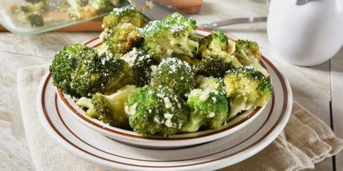 Broccoli bagt med hvidløg