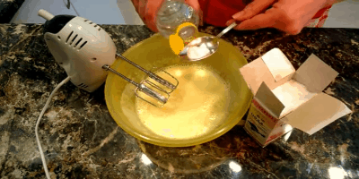 Hvad kan erstatte æg i bagepulver og bagepulver uden