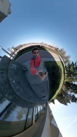 Giroptic iO: foto i Little Planet-tilstand