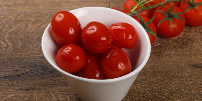 Syltede tomater fyldt med hvidløg