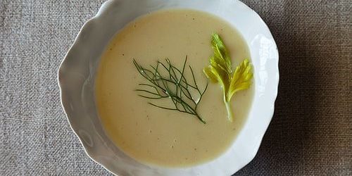 Selleri suppe med ristede grøntsager