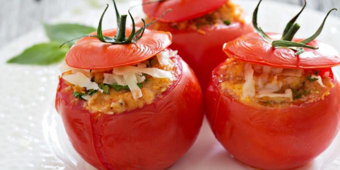 ost: Røræg i tomatsovs