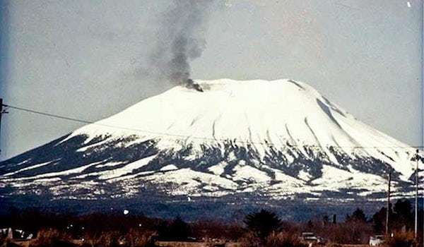 Drengestreger i 1 April: vækket vulkan