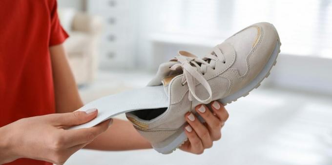 Skopleje: hvordan man tørrer dine sko ordentligt