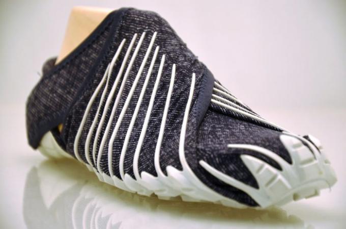 Sneakers Vibram Furoshiki fold til et rør
