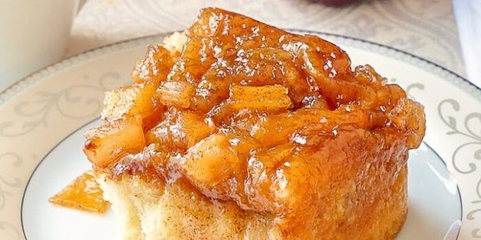 Muffins med æbler i vanille frosting