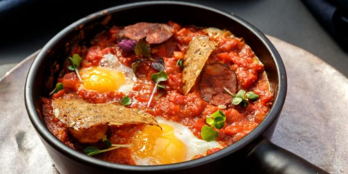 Shakshuka med pølse