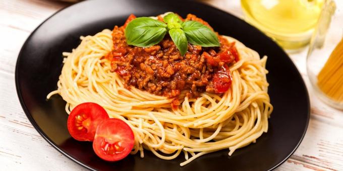 De bedste opskrifter på retter: 10 klassiske pasta opskrifter
