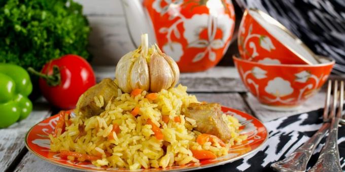 Duftende pilaf i en slow cooker