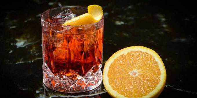 Alkoholiske cocktails: "Granatæble negroni"