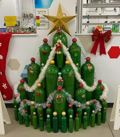 Juletræ fra gasflasker