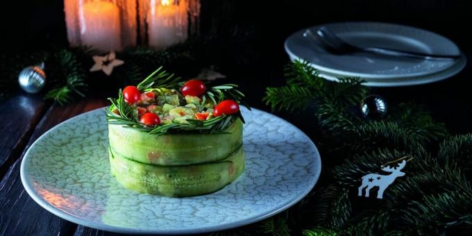 Festlig salat med rejer, avocado og agurker