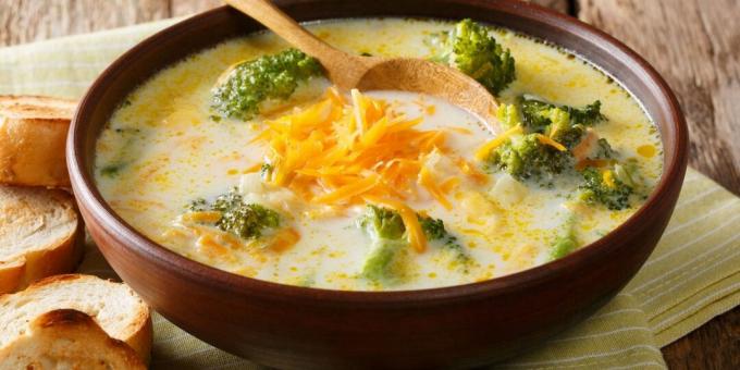 Ostesuppe med broccoli