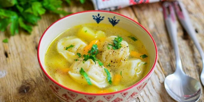 Suppe med dumplings i en slow cooker