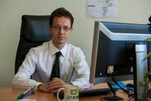 Job: Valery Nikitin, generaldirektør for tjenesten for elektronisk hjemmearbejde "YaKlass"