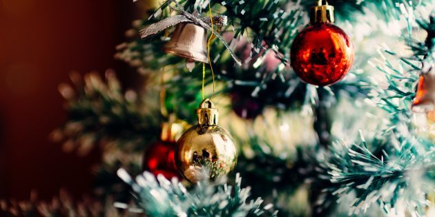 Hvad at give dine kære på nytår træ dekorationer