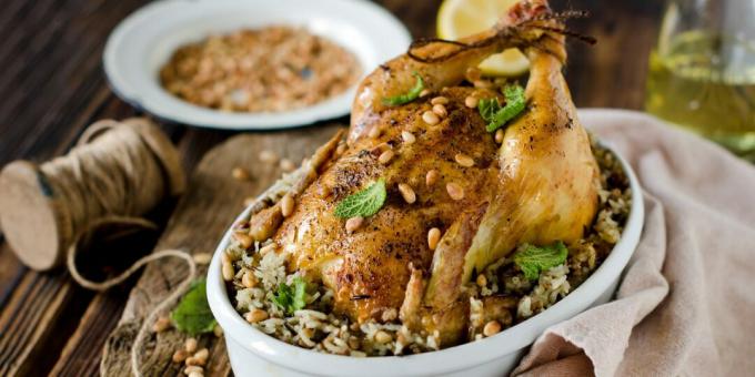 Fyldt kylling med ris og hakket kød: en simpel opskrift