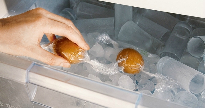 fødevarer foil æg i fryseren