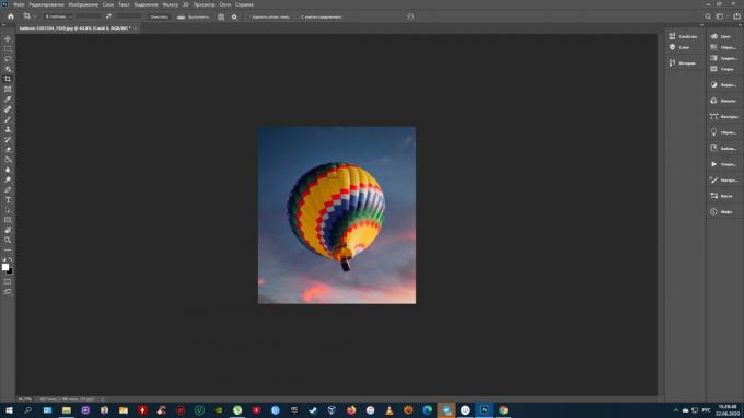 Sådan beskæres et foto i Photoshop: tryk på Enter (Windows) eller Return (Mac OS)