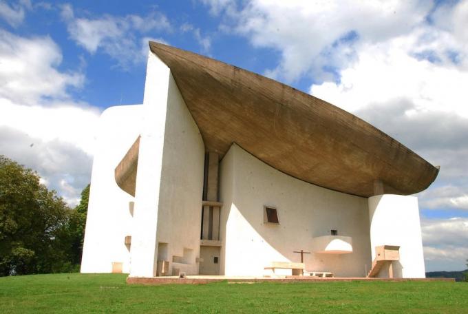 Europæisk arkitektur: Le Corbusiers Chapelle La Notre Dame du Haut