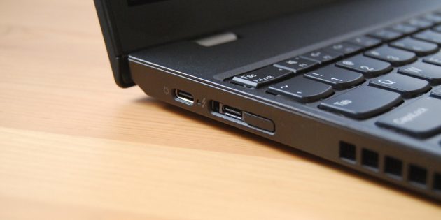 Hvis du ikke oplader en bærbar computer med Windows, MacOS eller Linux, du inspicere stikket