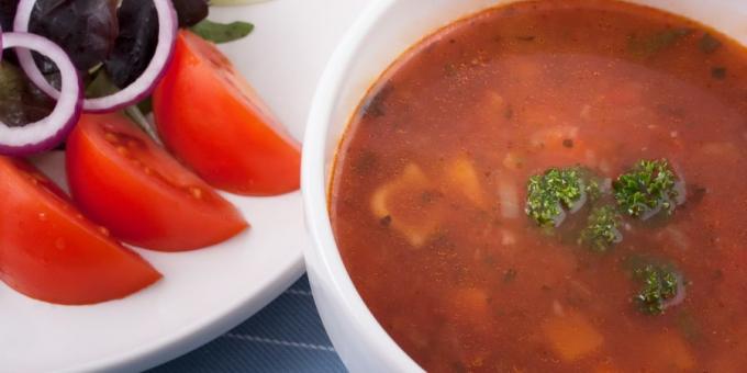 vegetabilske supper: tomatsuppe med peberfrugter