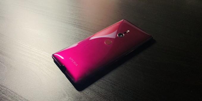 Sony Xperia XZ3: General view af det bageste