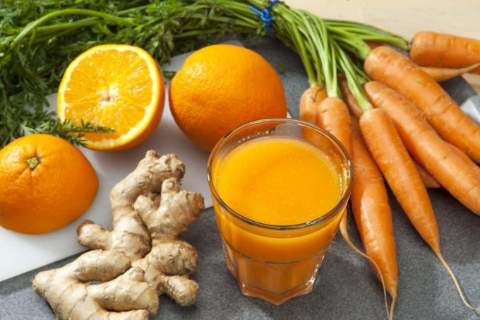 Gulerod og appelsinjuice med ingefær
